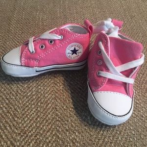 baby converse size 1